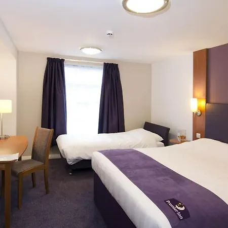 Premier Inn Southsea-2